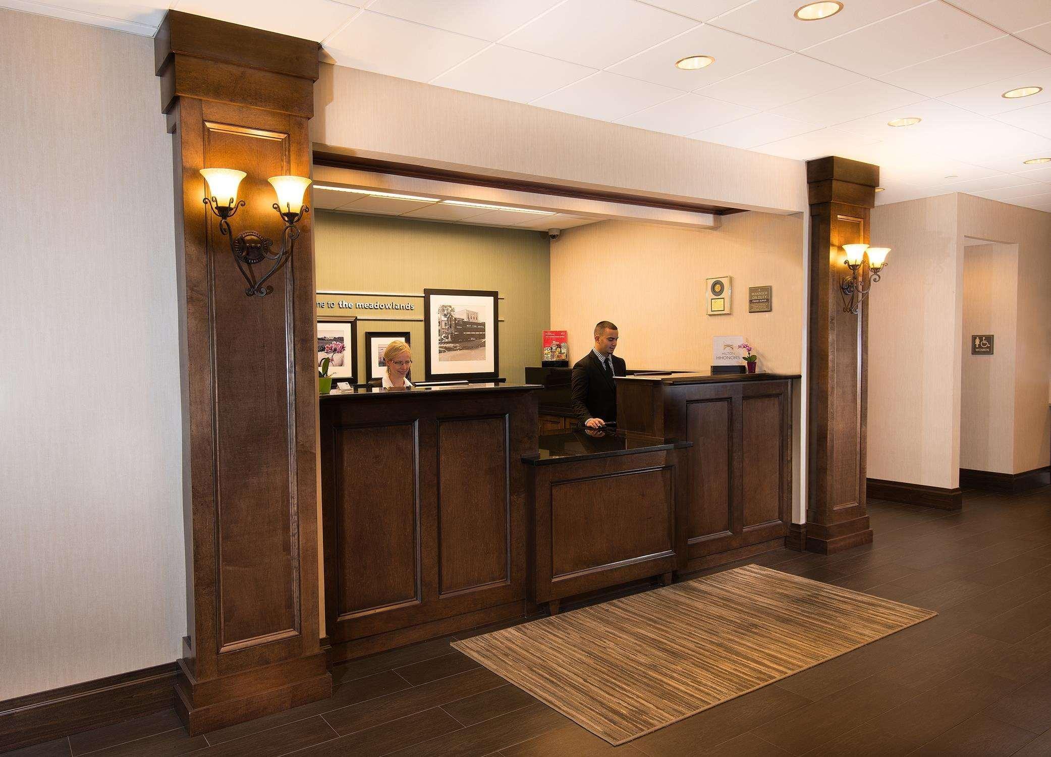 Hampton Inn Carlstadt At The Meadowlands Экстерьер фото
