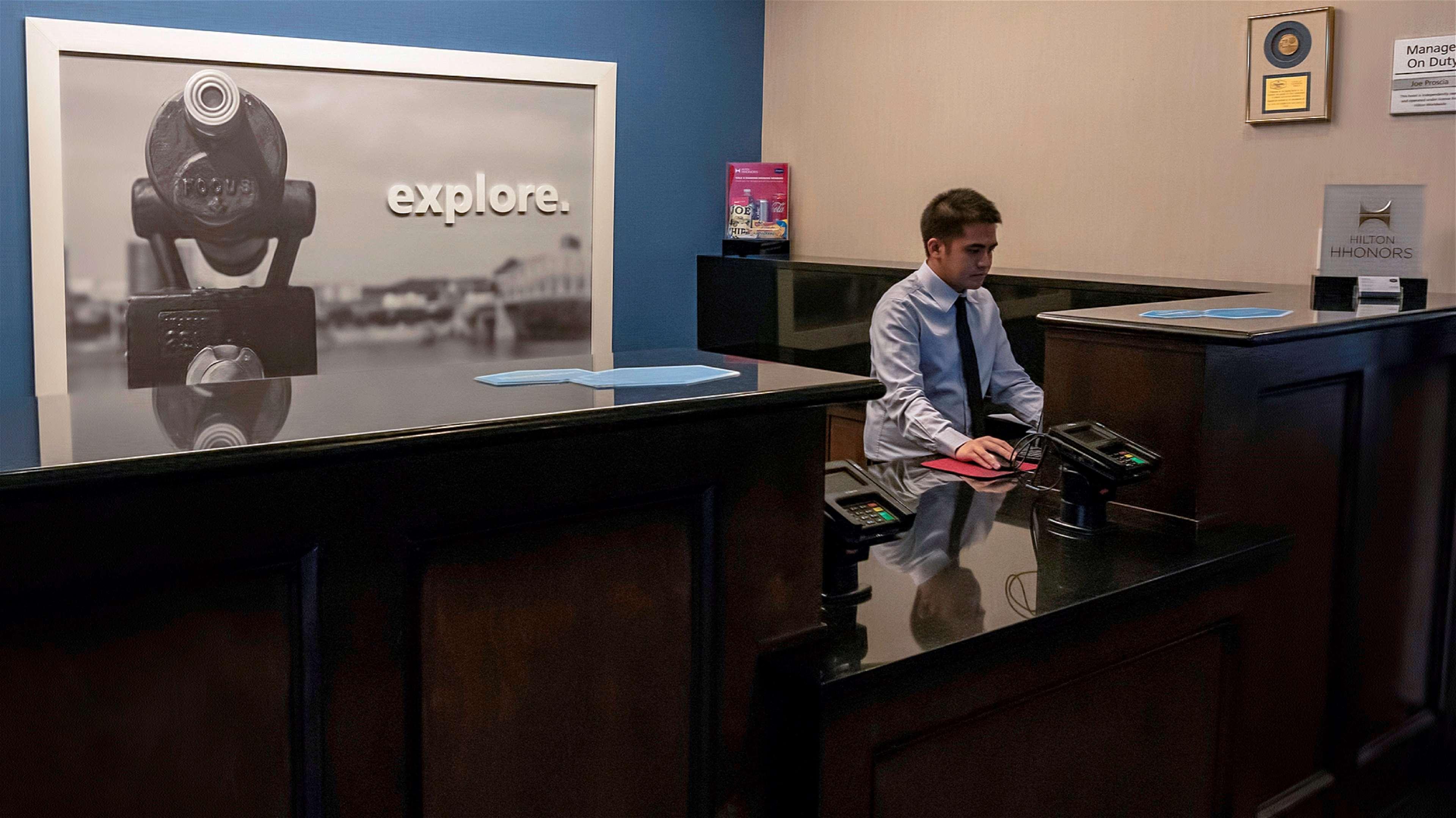 Hampton Inn Carlstadt At The Meadowlands Экстерьер фото