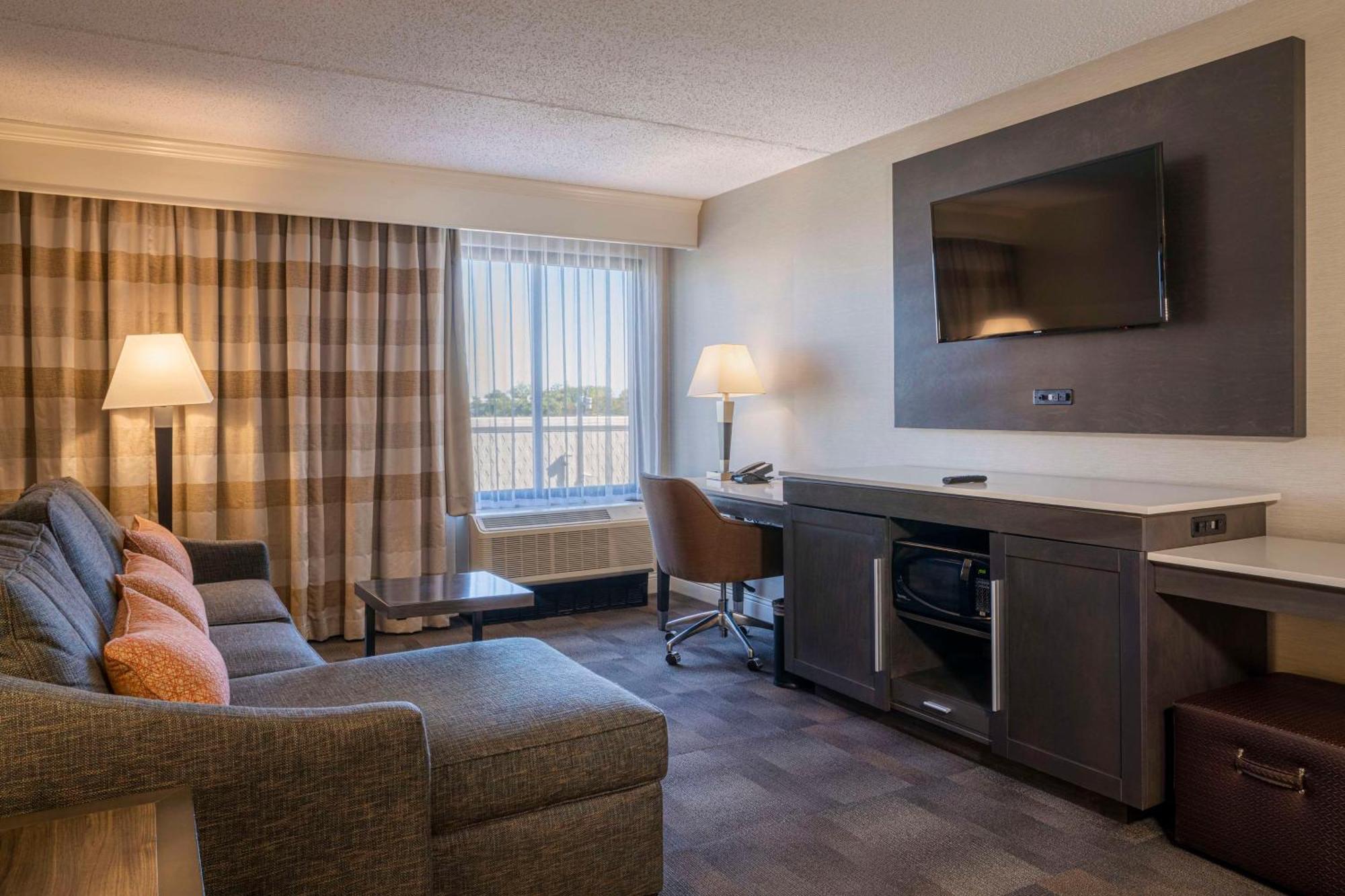 Hampton Inn Carlstadt At The Meadowlands Экстерьер фото