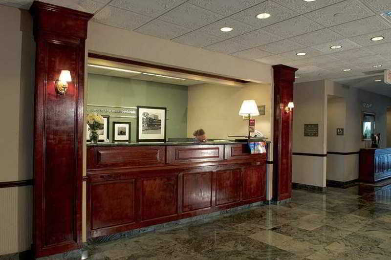 Hampton Inn Carlstadt At The Meadowlands Интерьер фото
