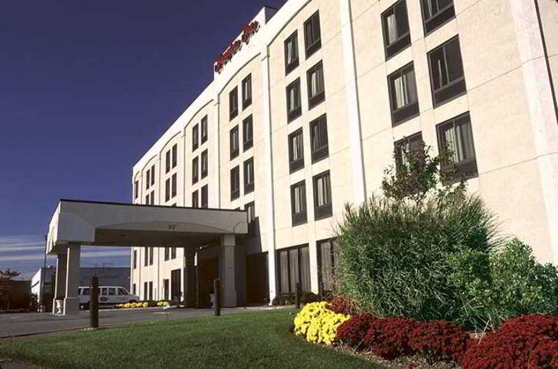 Hampton Inn Carlstadt At The Meadowlands Экстерьер фото